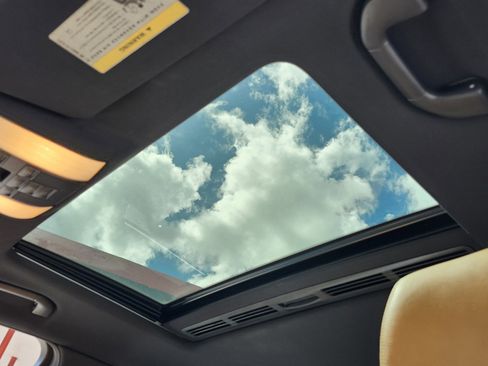 Used 2011 Mercedes-Benz E 350 Sedan image 18