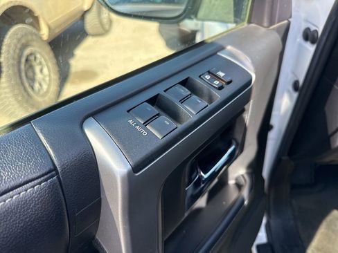 Used 2016 Toyota 4Runner 2WD image 6