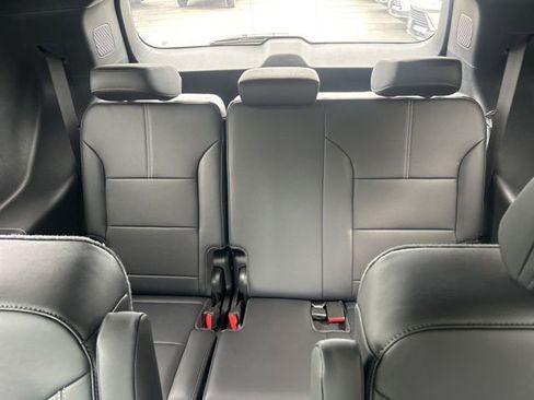 New 2026 GMC Acadia Elevation w/ Elevation Premium Package AWD/4WD image 16