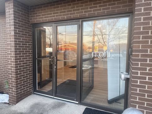 Used 2011 Subaru Legacy 2.5i Premium w/ All-Weather Pkg image 19