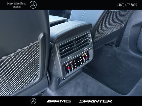 Used 2022 Audi SQ8 Premium Plus AWD/4WD image 25
