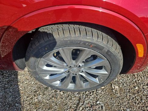 Used 2024 Buick Envista Avenir FWD image 11