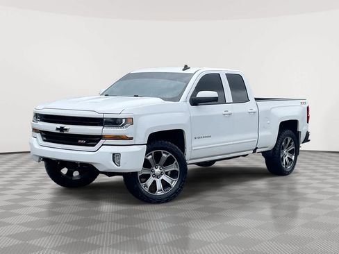 Used 2017 Chevrolet Silverado 1500 LT w/ All Star Edition AWD/4WD image 1