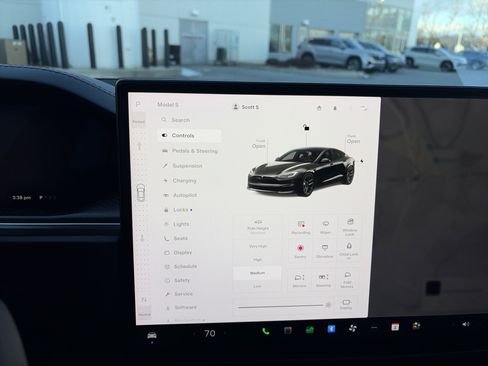 Used 2022 Tesla Model S Plaid image 33