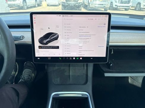 Used 2023 Tesla Model 3 Standard Range RWD image 7