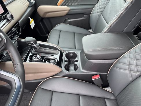 New 2026 GMC Canyon Denali AWD/4WD image 41