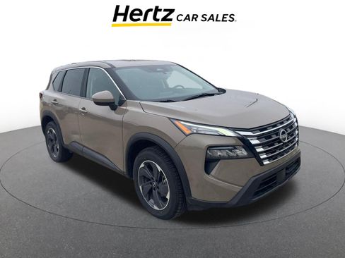 Used 2025 Nissan Rogue SV image 1