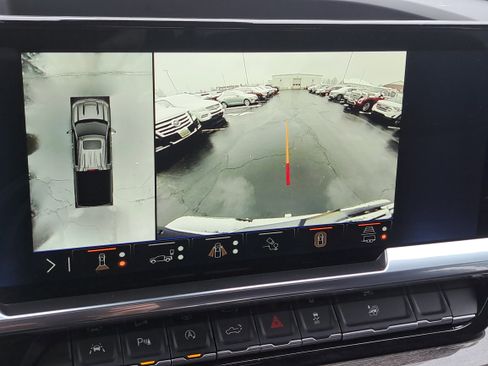 Certified 2025 Chevrolet Silverado 1500 LTZ w/ Technology Package image 17