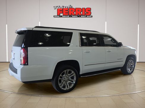 Used 2019 GMC Yukon XL SLT w/ Premium Edition AWD/4WD image 5