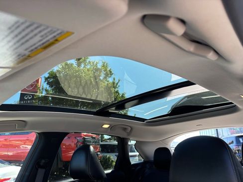 Used 2022 INFINITI QX50 Luxe image 15