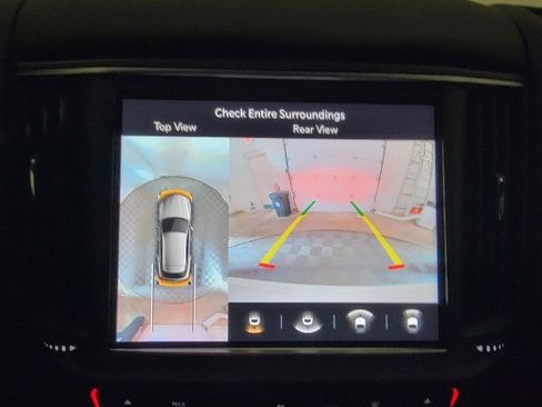 Used 2023 Maserati Levante GT image 31