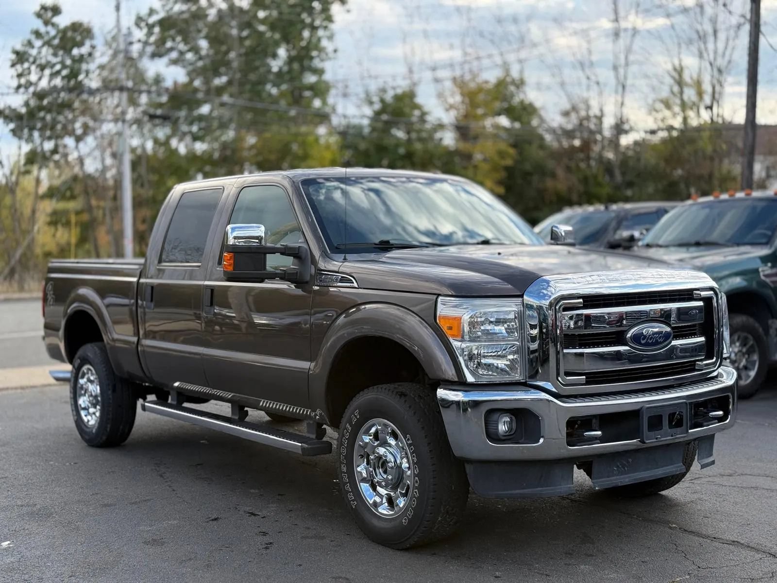 Used 2016 Ford F250 XLT w/ XLT Premium Package AWD/4WD image 3