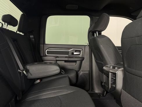 New 2026 RAM 2500 Big Horn AWD/4WD image 25