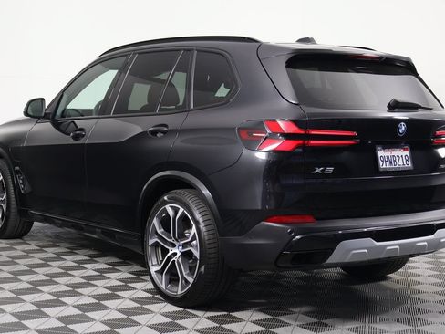 Certified 2024 BMW X5 xDrive50e w/ Premium Package AWD/4WD image 6