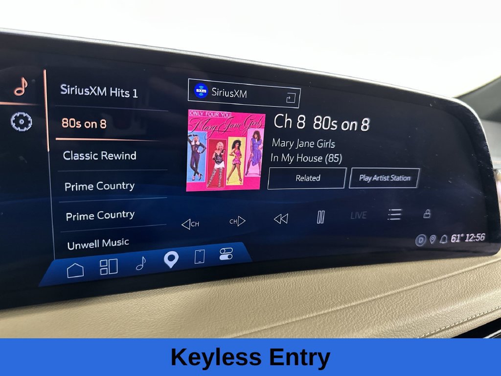 Used 2024 Cadillac XT4 Premium Luxury w/ Active Safety Package AWD/4WD image 16