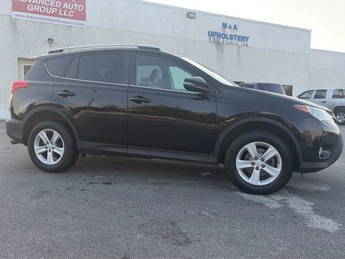 Used 2013 Toyota RAV4 XLE image 4