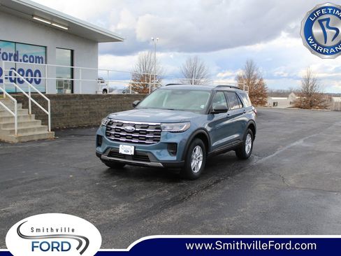 New 2026 Ford Explorer Active AWD/4WD image 1
