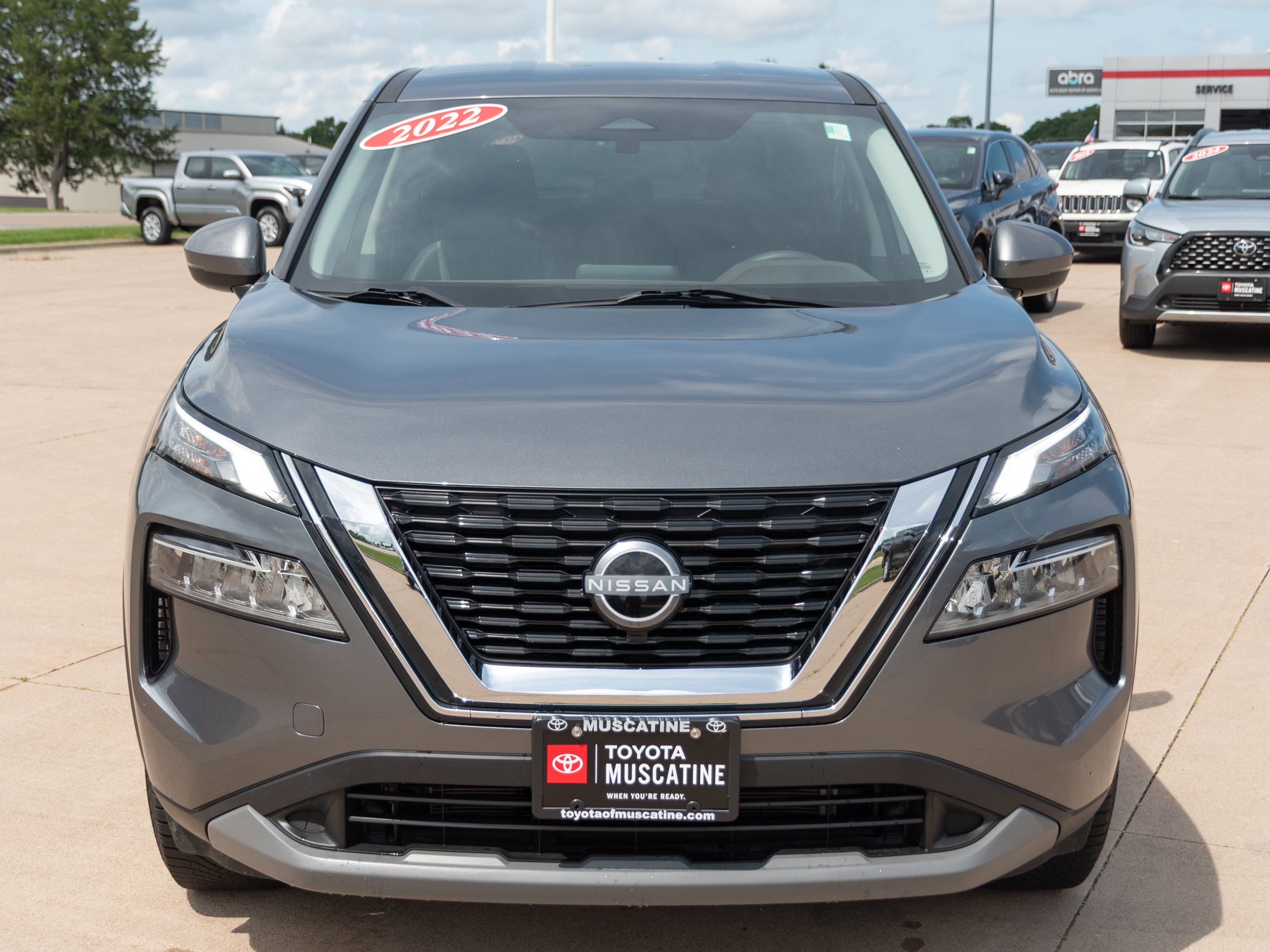 Used 2022 Nissan Rogue SV AWD/4WD image 4