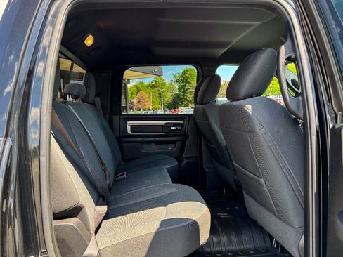 Used 2022 RAM 1500 Classic Warlock AWD/4WD image 17