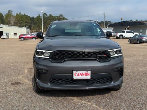 Used 2023 Dodge Durango GT image 2