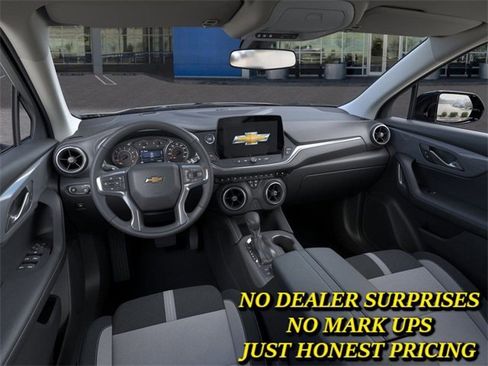 New 2025 Chevrolet Blazer LT w/ Driver Confidence Package image 6