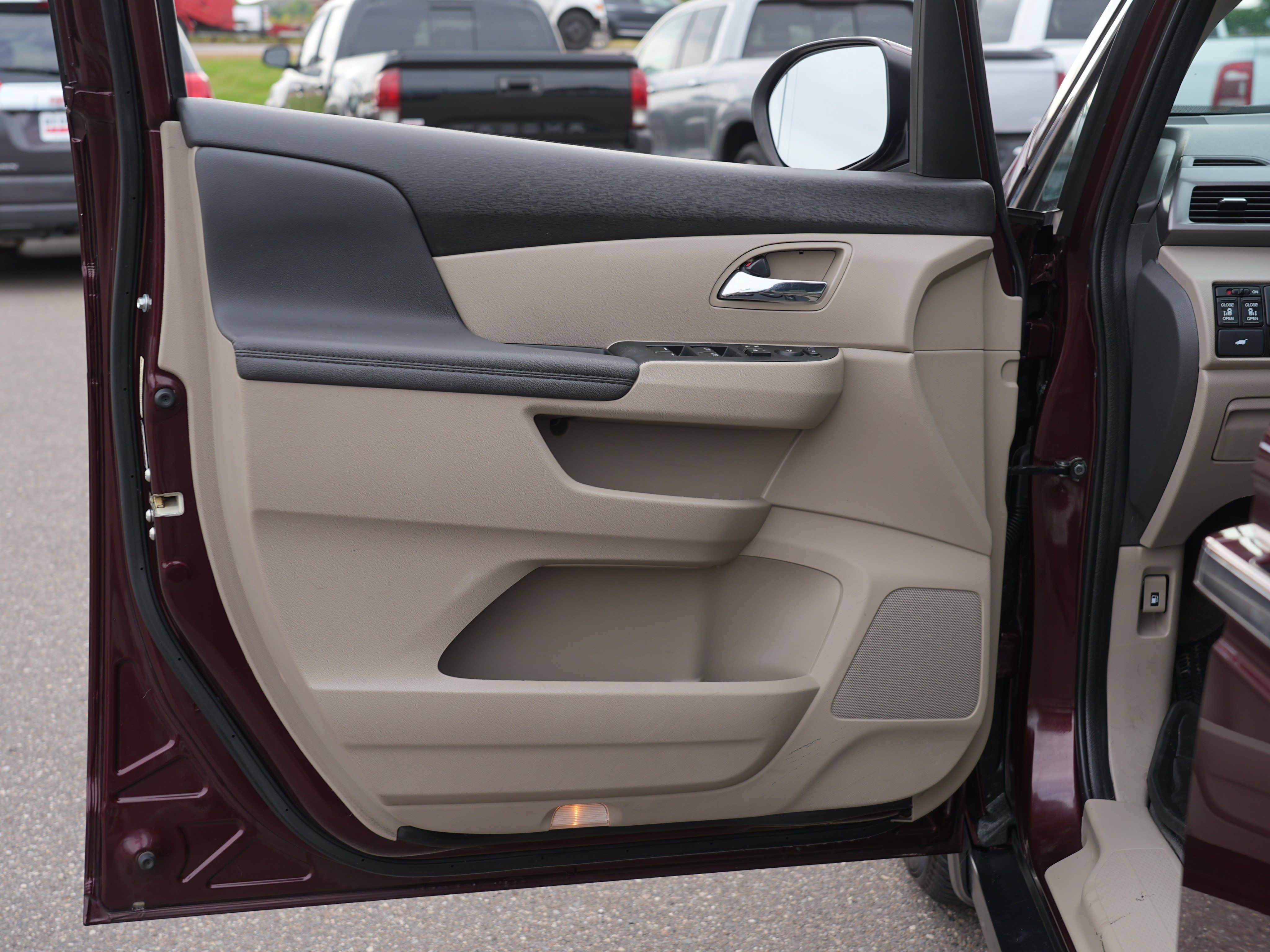 Used 2015 Honda Odyssey EX-L image 13