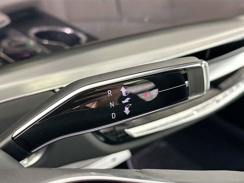 New 2025 Cadillac Lyriq Sport image 11