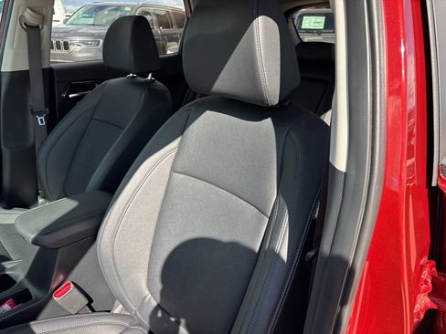 Used 2025 Kia Seltos SX image 14