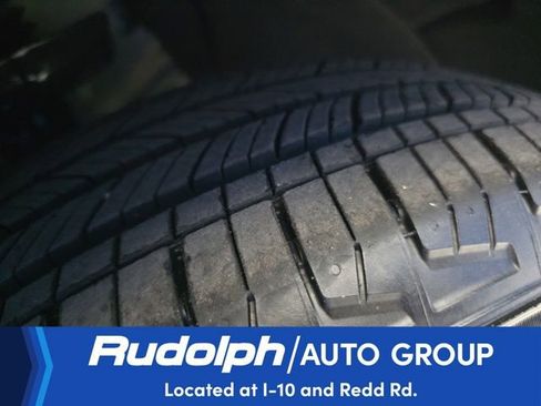 Used 2024 Chevrolet Equinox LT image 32