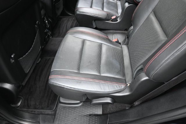 Used 2018 Dodge Durango R/T w/ Blacktop Package AWD/4WD image 23
