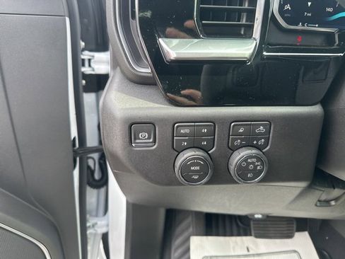 New 2026 Chevrolet Silverado 2500 LTZ image 18