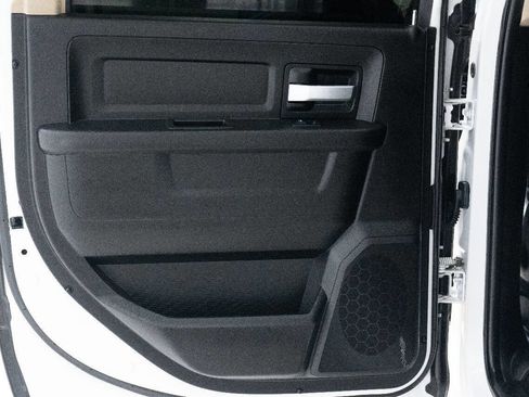 Used 2019 RAM 2500 Tradesman w/ Chrome Appearance Group image 25