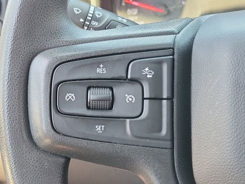 Used 2023 Chevrolet Silverado 1500 Custom AWD/4WD image 5