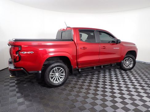 Used 2023 Chevrolet Colorado LT w/ LT Convenience Package AWD/4WD image 18