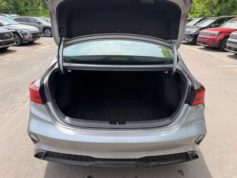 Used 2024 Kia Forte LXS FWD image 28