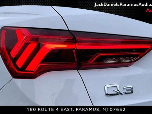 Used 2025 Audi Q3 2.0T Premium w/ Convenience Package image 22