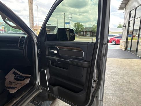 Used 2021 RAM 2500 Laramie w/ Chrome Appearance Group RWD image 7