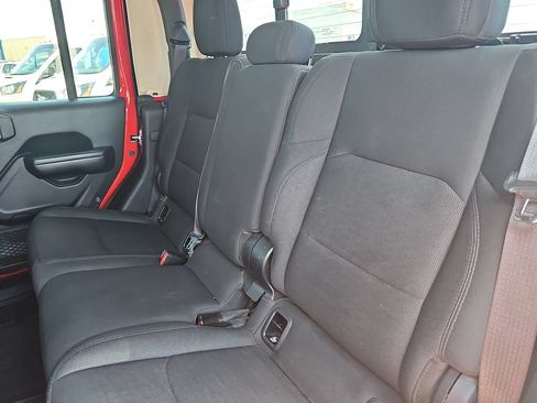 Used 2020 Jeep Gladiator Sport w/ Quick Order Package 24S AWD/4WD image 13