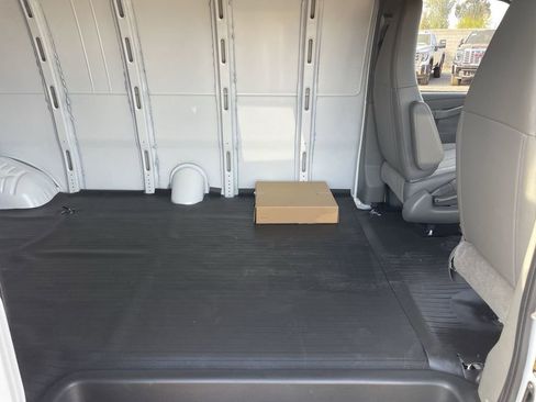 New 2025 GMC Savana 2500 Extended w/ Driver Convenience Package RWD image 27