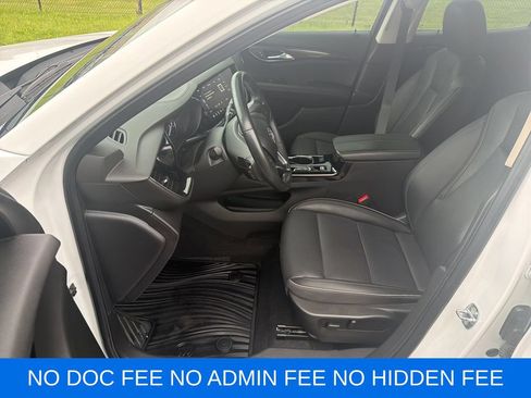 Used 2023 Buick Envision Essence FWD image 11