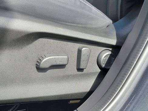 Used 2023 Subaru Forester Touring image 23