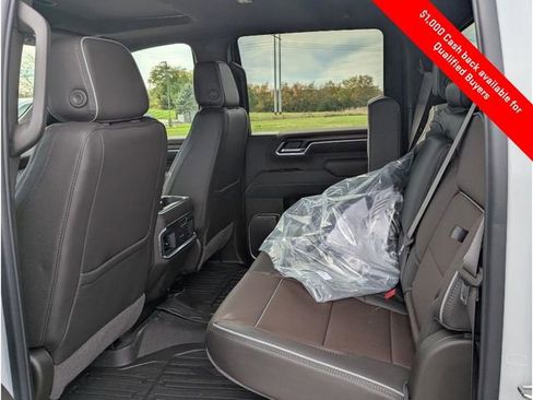 New 2026 GMC Sierra 2500 Denali w/ Denali Reserve Package image 11