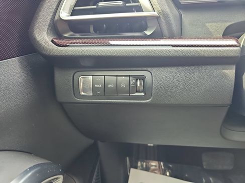 Used 2024 Chevrolet Traverse Z71 AWD/4WD image 35
