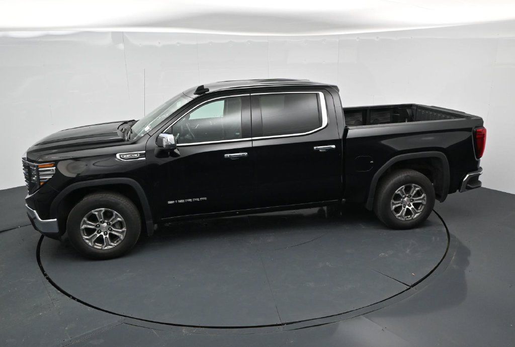 Used 2025 GMC Sierra 1500 SLT RWD image 20