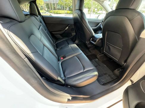 Used 2023 Tesla Model Y Long Range image 15