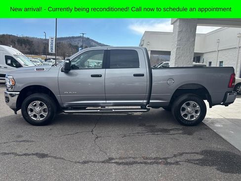 Used 2024 RAM 2500 Big Horn w/ Level 2 Equipment Group image 24