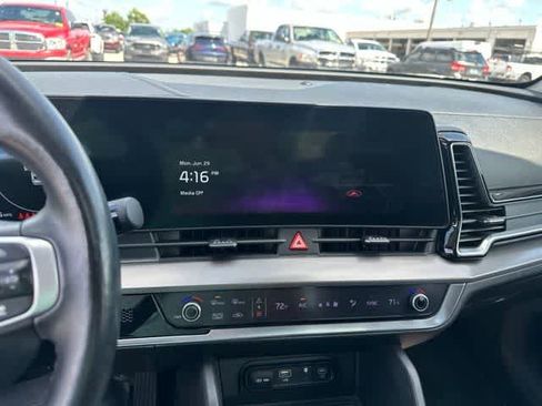 Used 2023 Kia Sportage SX FWD image 10