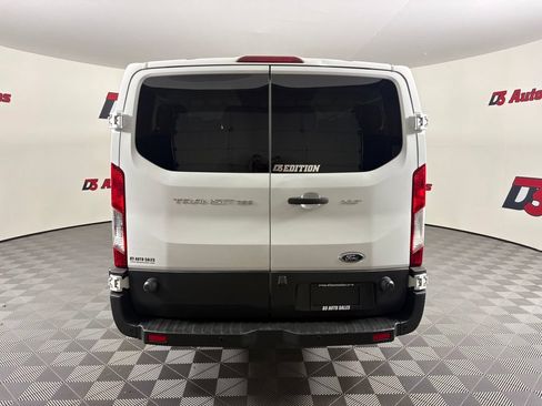 Used 2017 Ford Transit 350 XLT RWD image 5