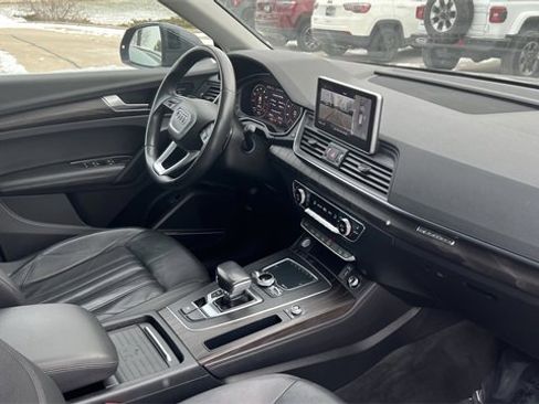 Used 2020 Audi Q5 Prestige image 23