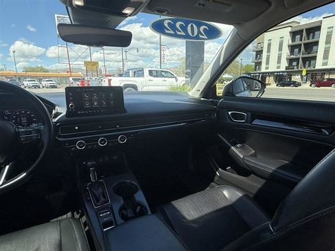 Used 2022 Honda Civic Touring image 24